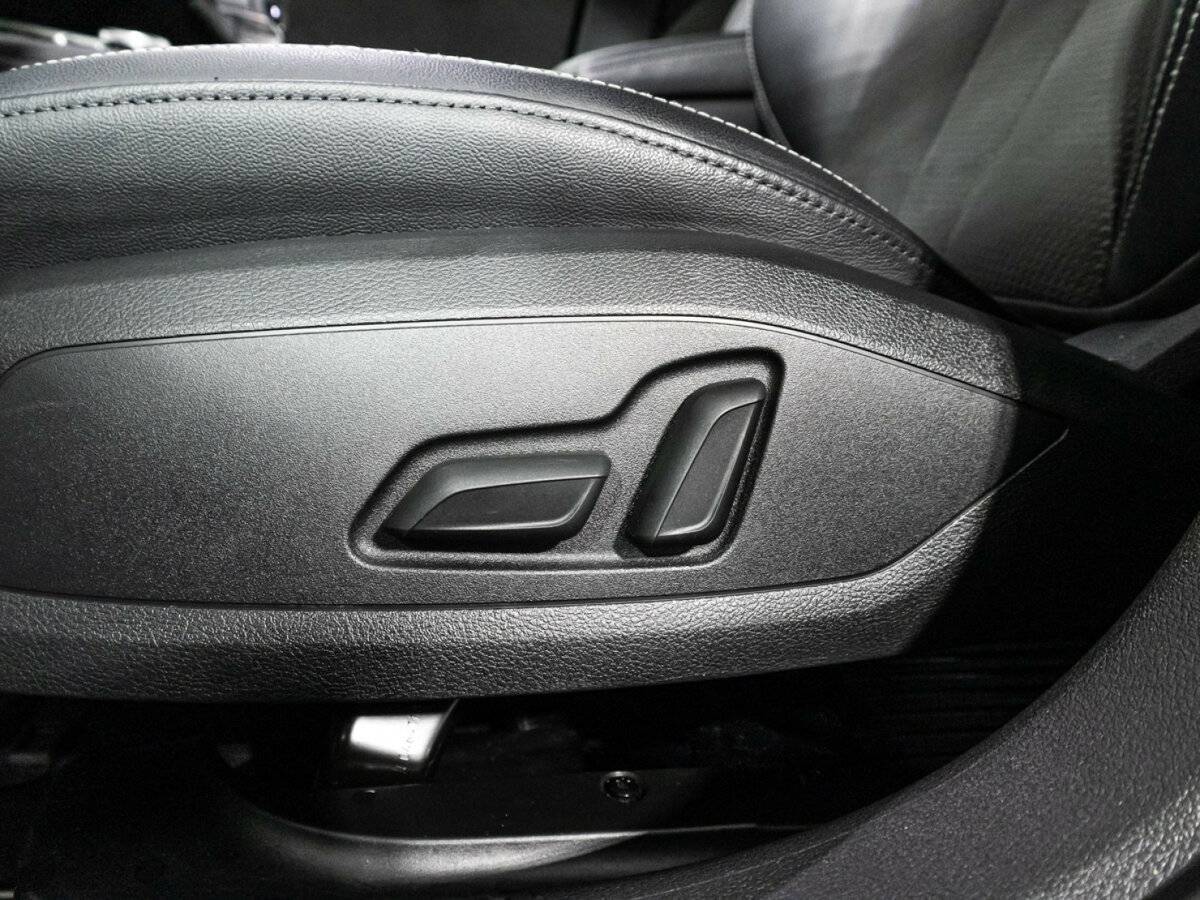 Купить Audi A4 с пробегом. Фото: #15