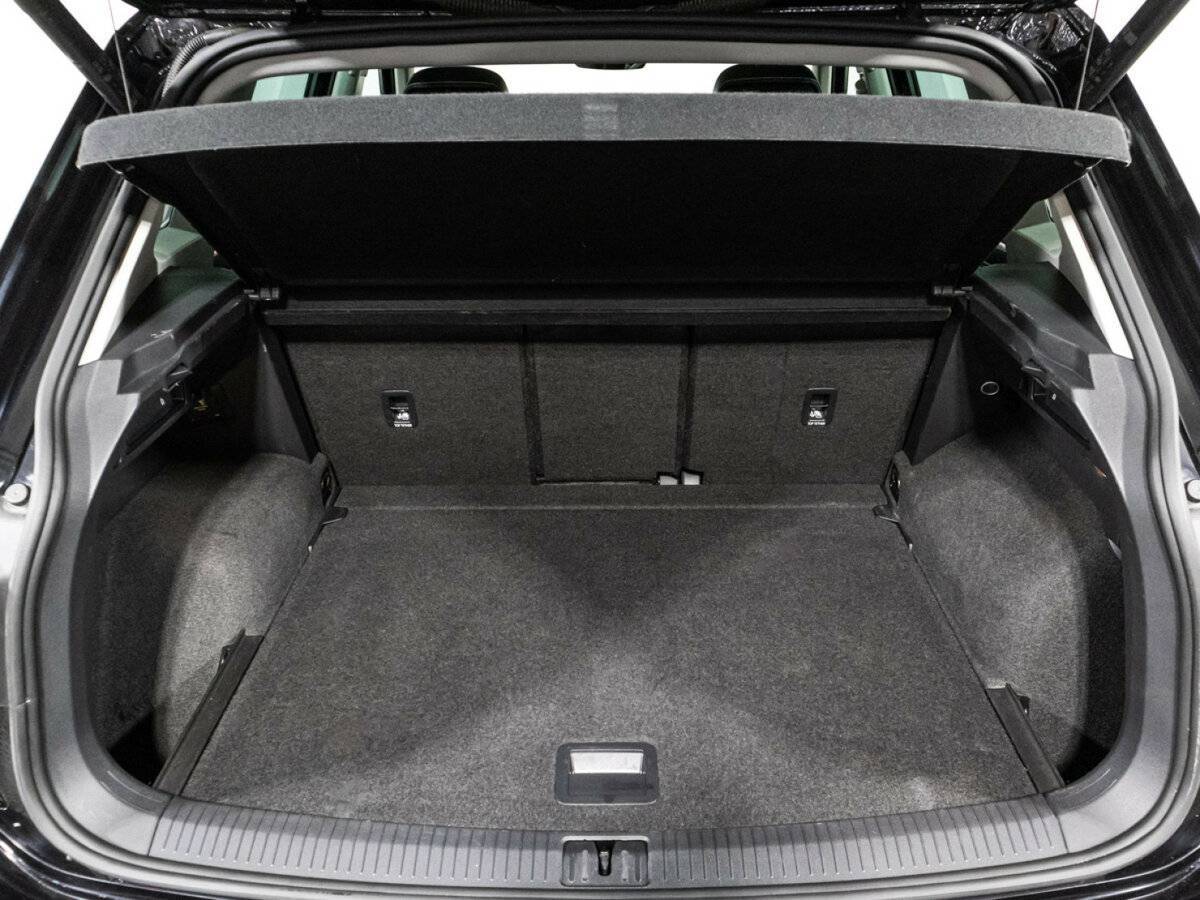 Купить Volkswagen Tiguan с пробегом. Фото: #14