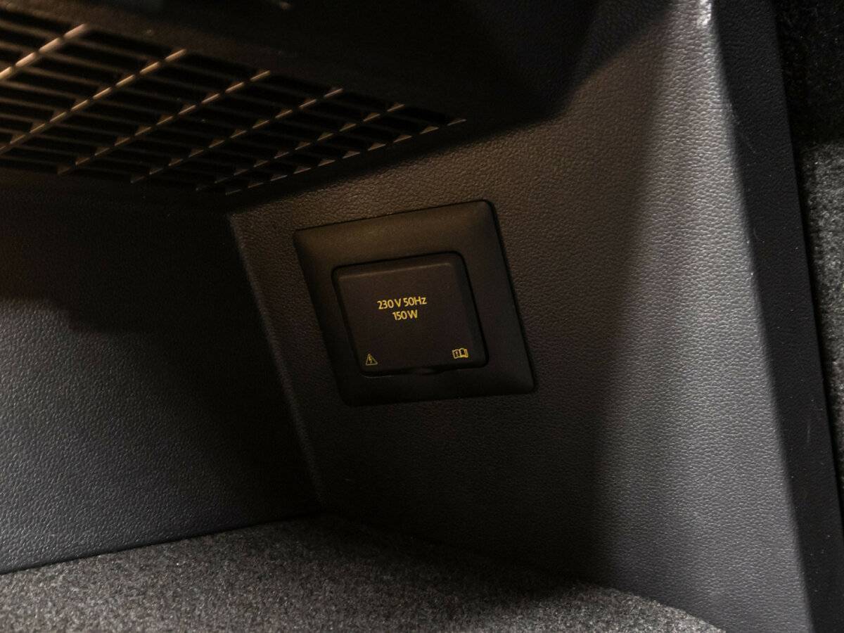 Купить Volkswagen Tiguan с пробегом. Фото: #16