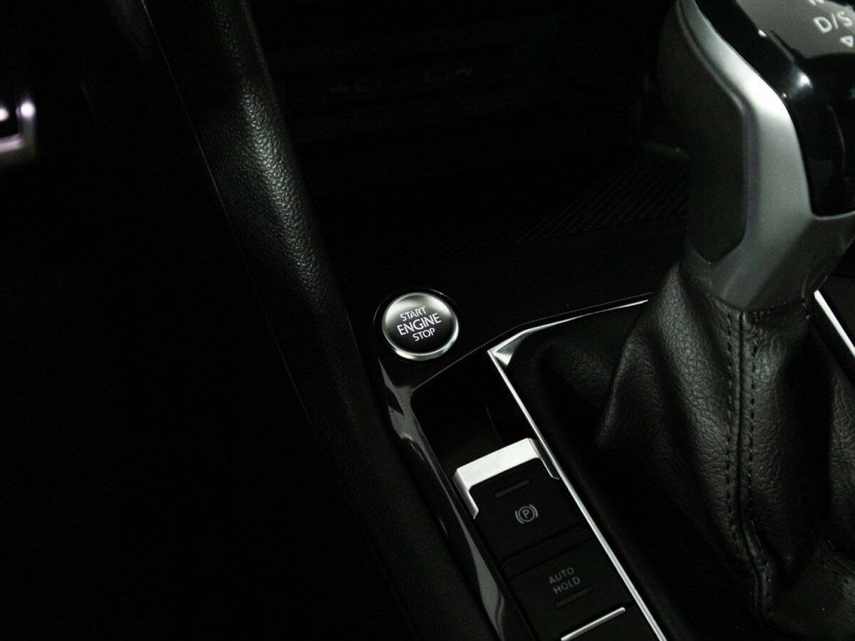 Купить Volkswagen Tiguan с пробегом. Фото: #23