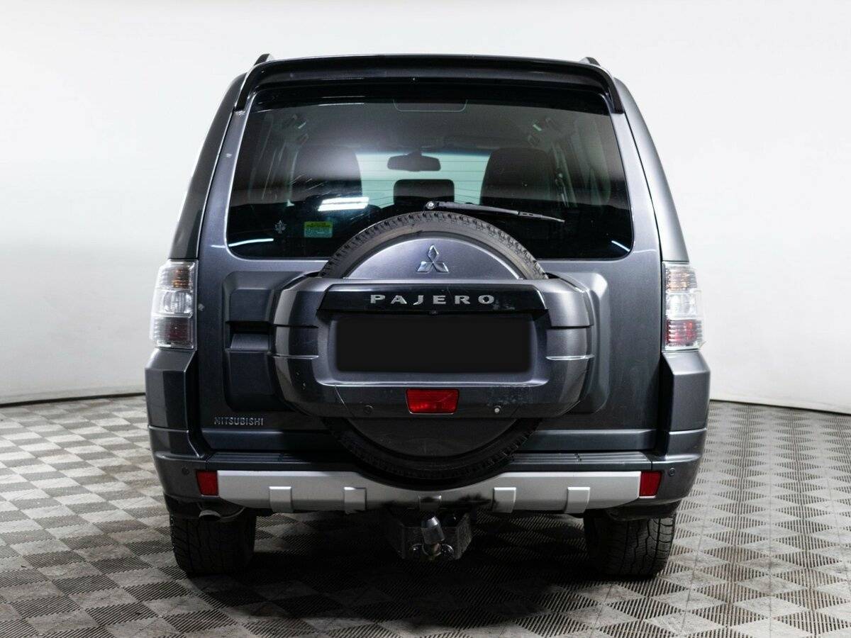 Купить Mitsubishi Pajero с пробегом. Фото: #5