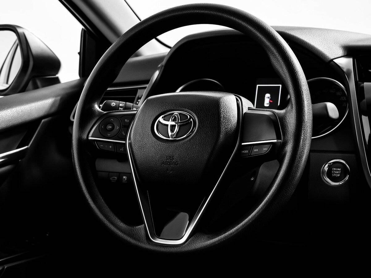 Купить Toyota Camry с пробегом. Фото: #11