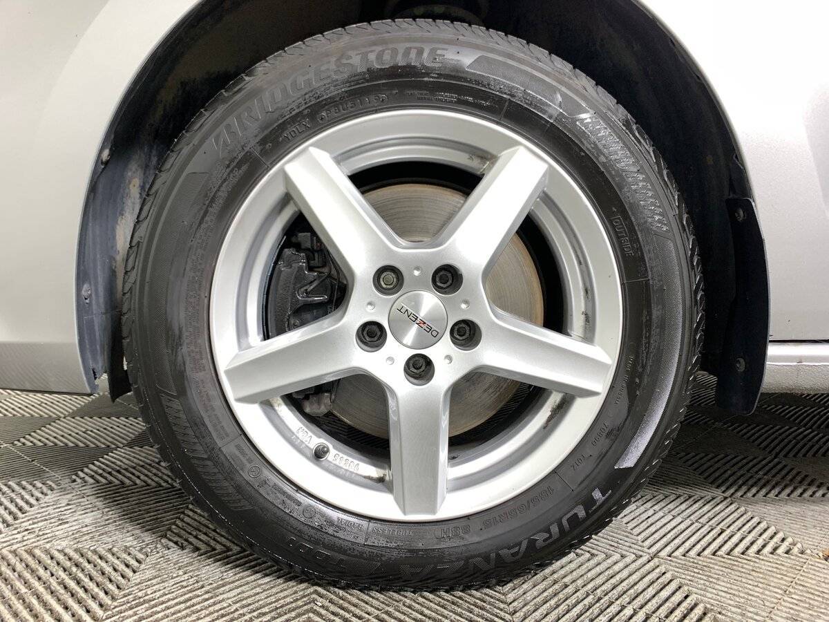 Купить Volkswagen Polo с пробегом. Фото: #8