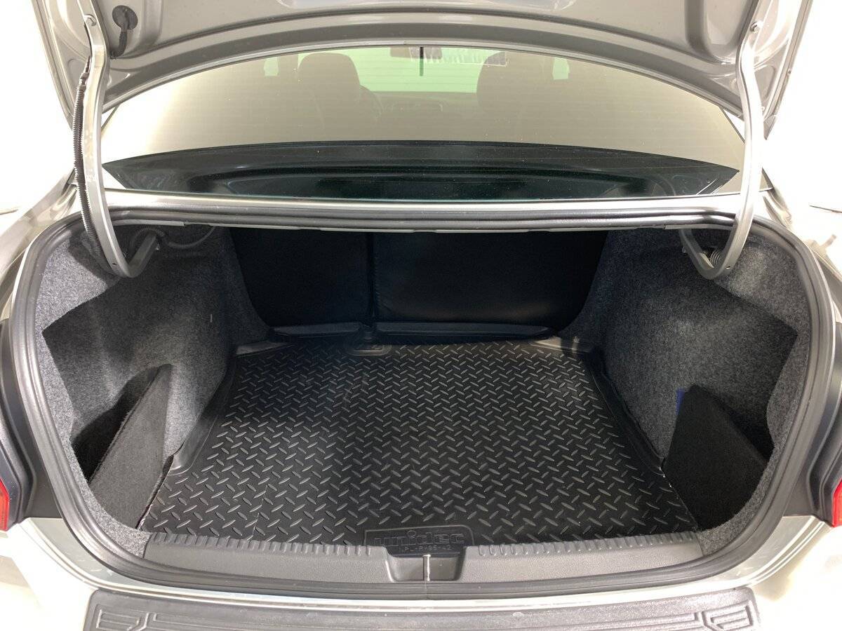 Купить Volkswagen Polo с пробегом. Фото: #18