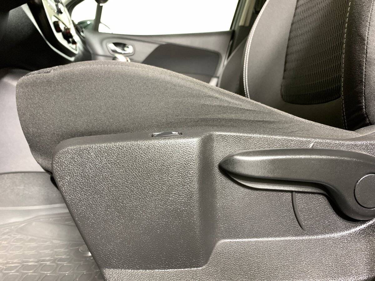 Купить Renault Kaptur с пробегом. Фото: #15