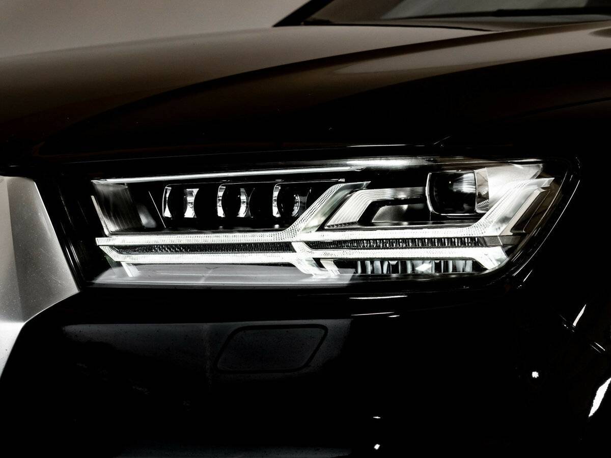 Купить Audi Q7 с пробегом. Фото: #10