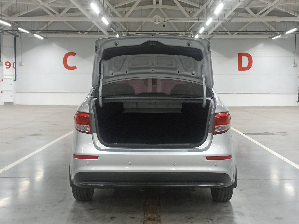 Купить Kia Rio с пробегом. Фото: #9