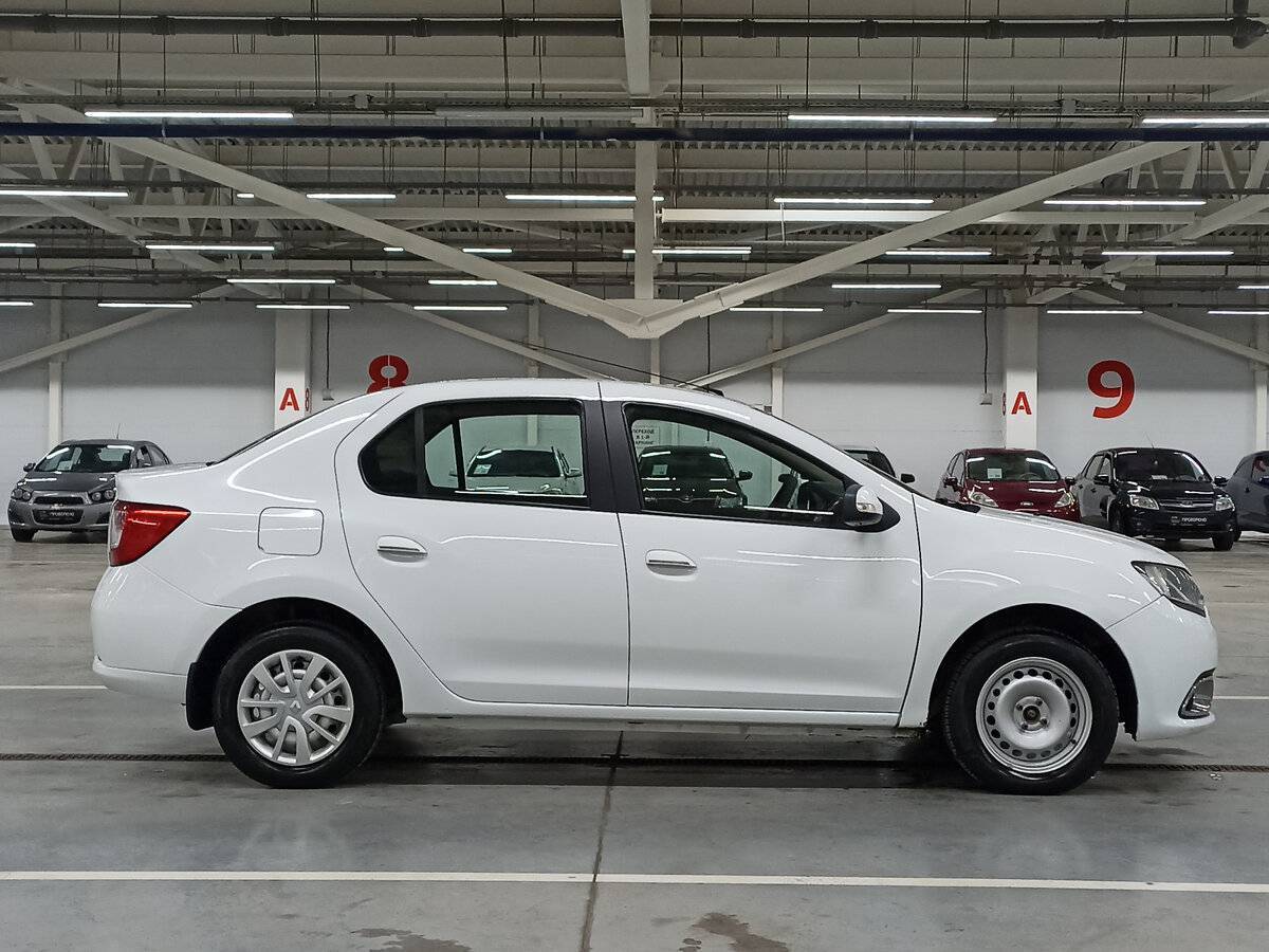 Купить Renault Logan с пробегом. Фото: #3