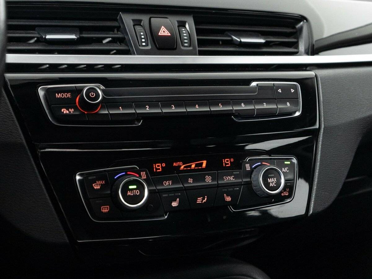 Купить BMW X1 с пробегом. Фото: #17