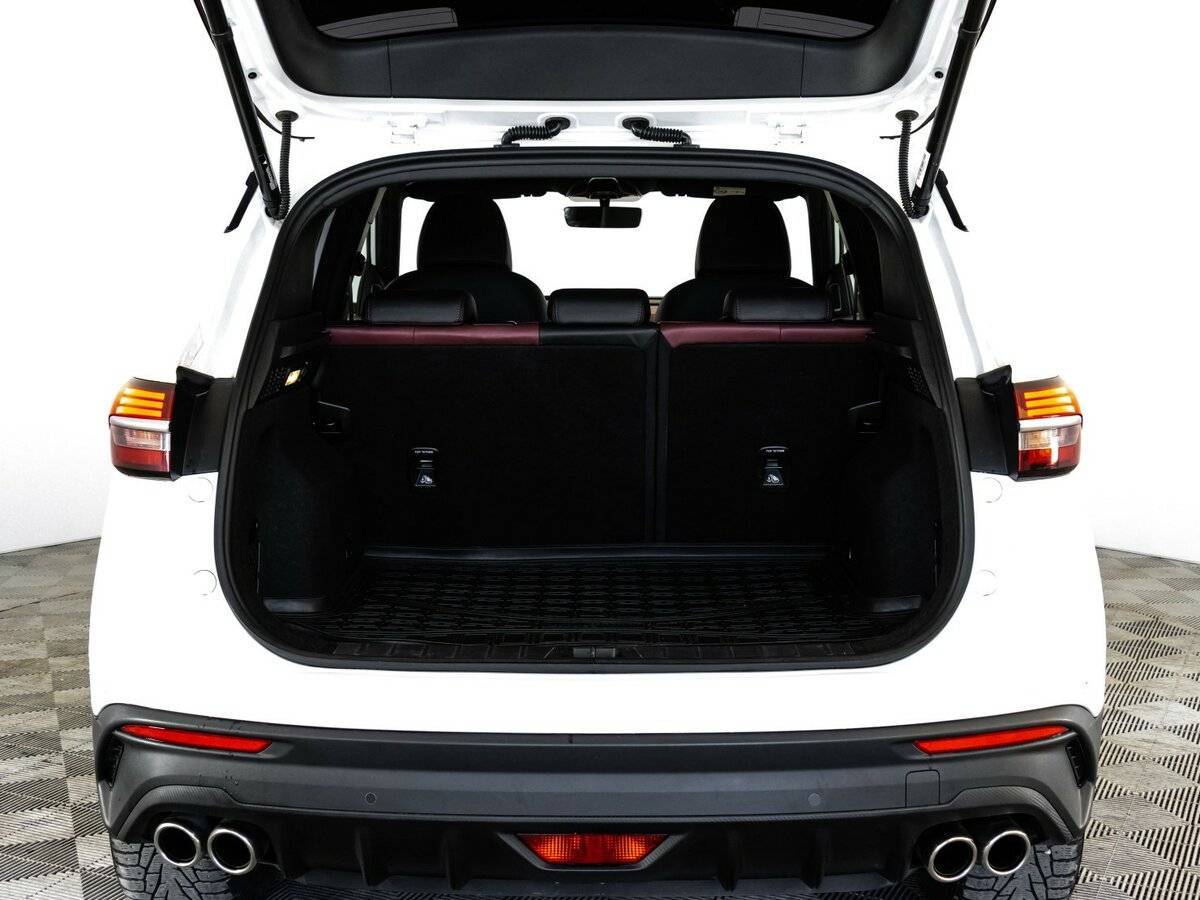 Купить Geely Coolray с пробегом. Фото: #20