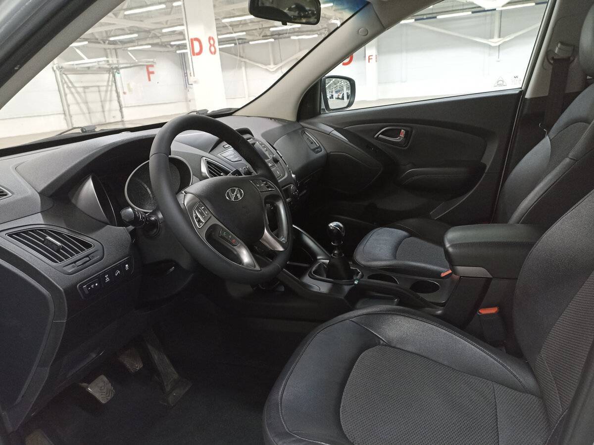 Купить Hyundai ix35 с пробегом. Фото: #15