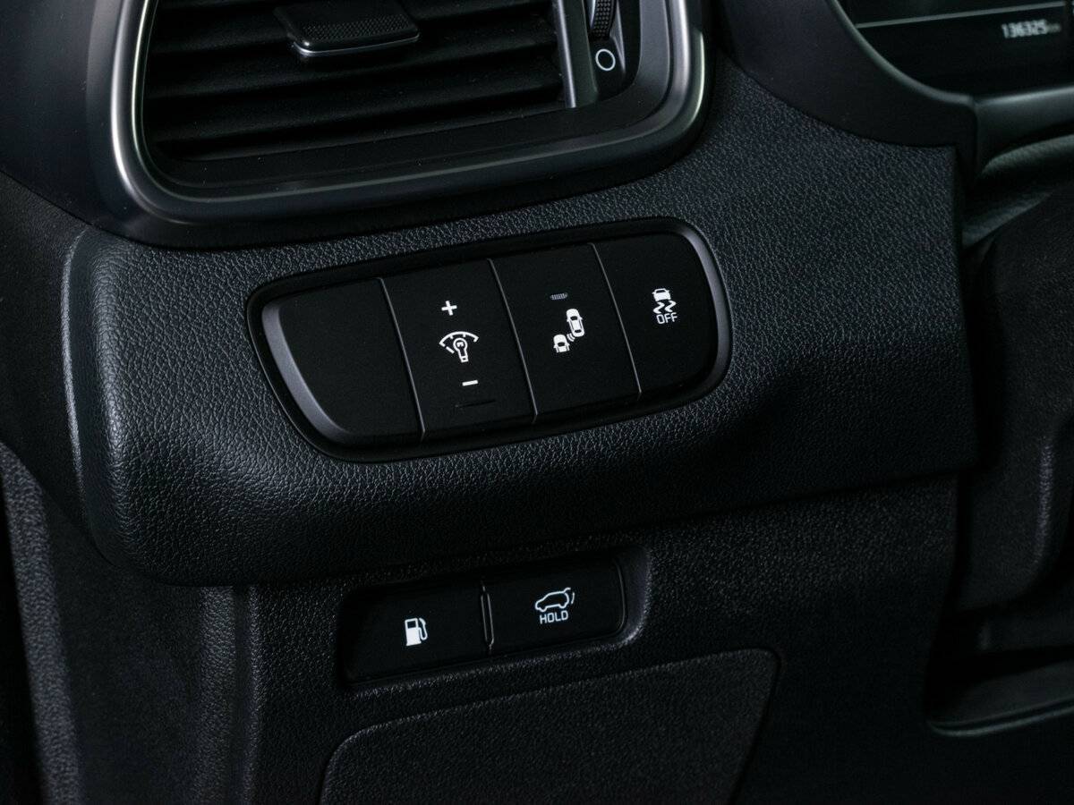 Купить Kia Sorento с пробегом. Фото: #18