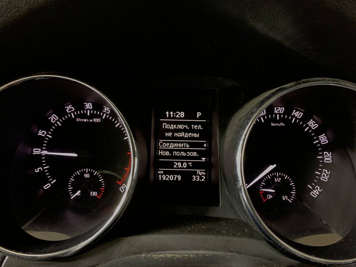 Купить Skoda Yeti с пробегом. Фото: #13