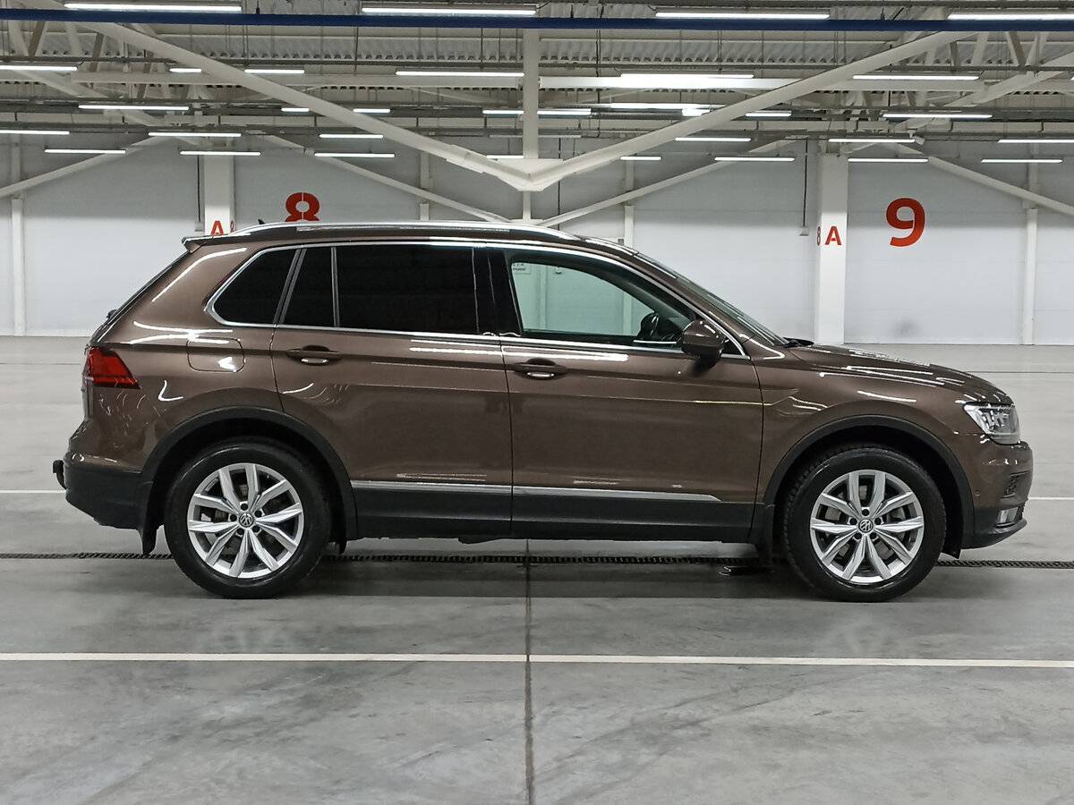 Купить Volkswagen Tiguan с пробегом. Фото: #3
