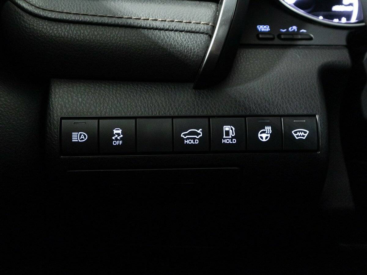 Купить Toyota Camry с пробегом. Фото: #20