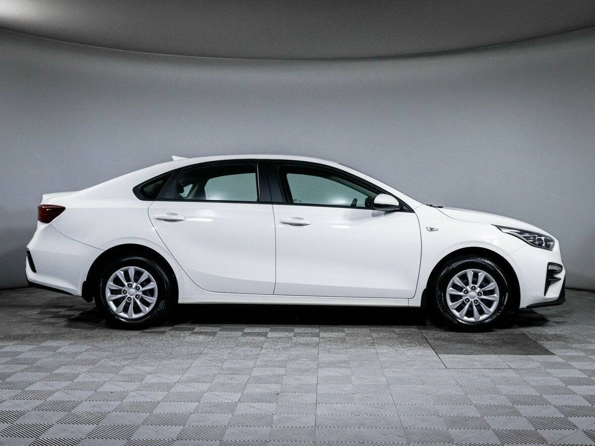 Купить Kia Cerato с пробегом. Фото: #3
