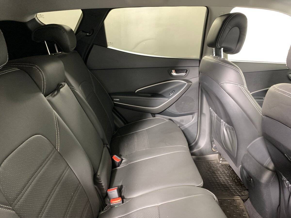 Купить Hyundai Santa Fe с пробегом. Фото: #16