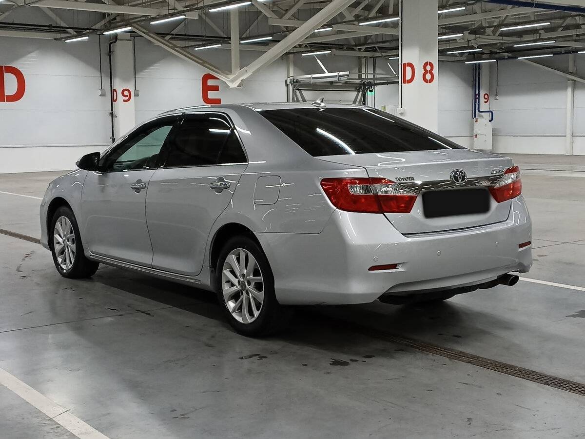 Купить Toyota Camry с пробегом. Фото: #6