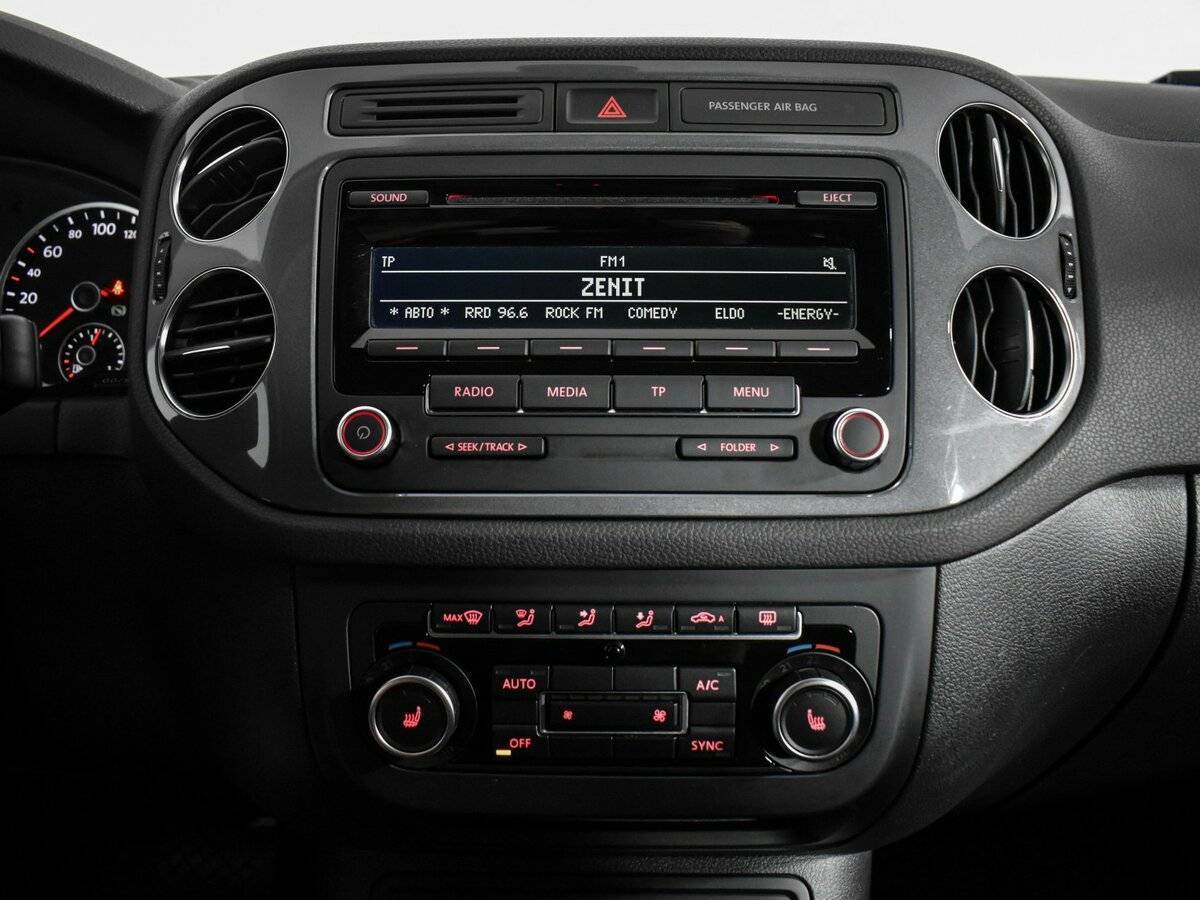 Купить Volkswagen Tiguan с пробегом. Фото: #13