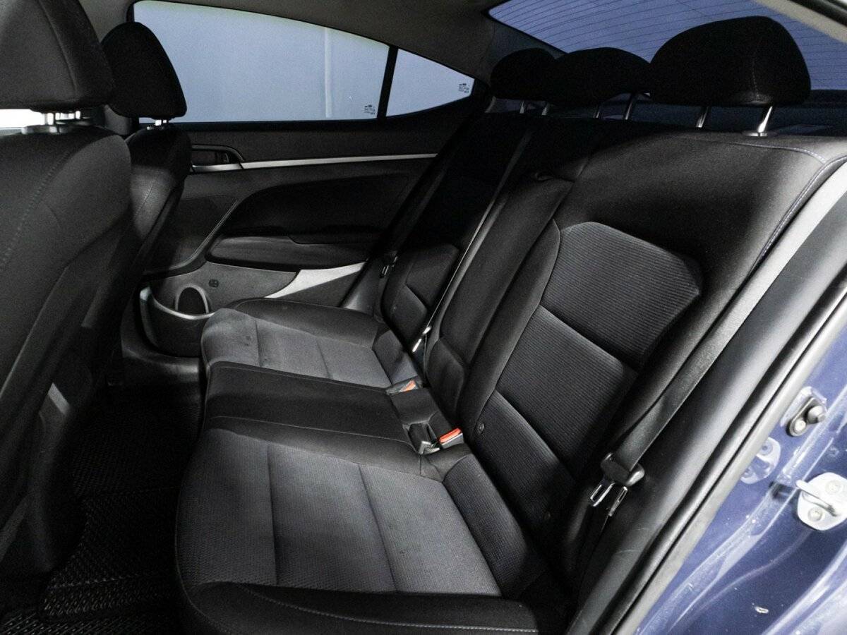 Купить Hyundai Elantra с пробегом. Фото: #9
