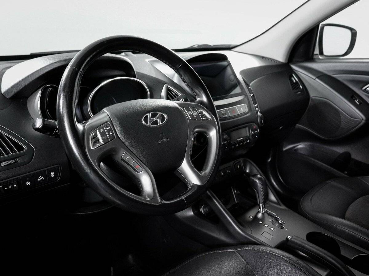 Купить Hyundai ix35 с пробегом. Фото: #13