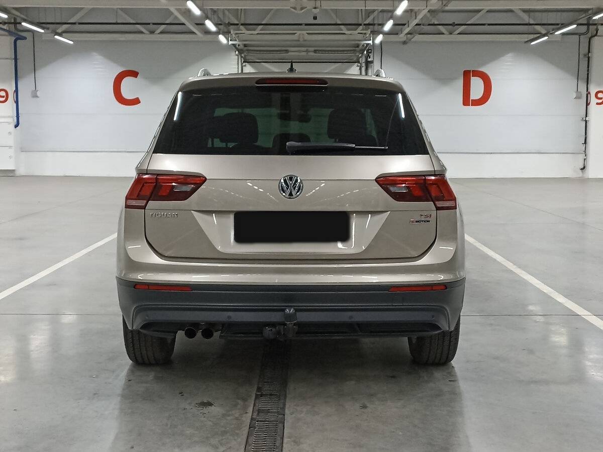 Купить Volkswagen Tiguan с пробегом. Фото: #5