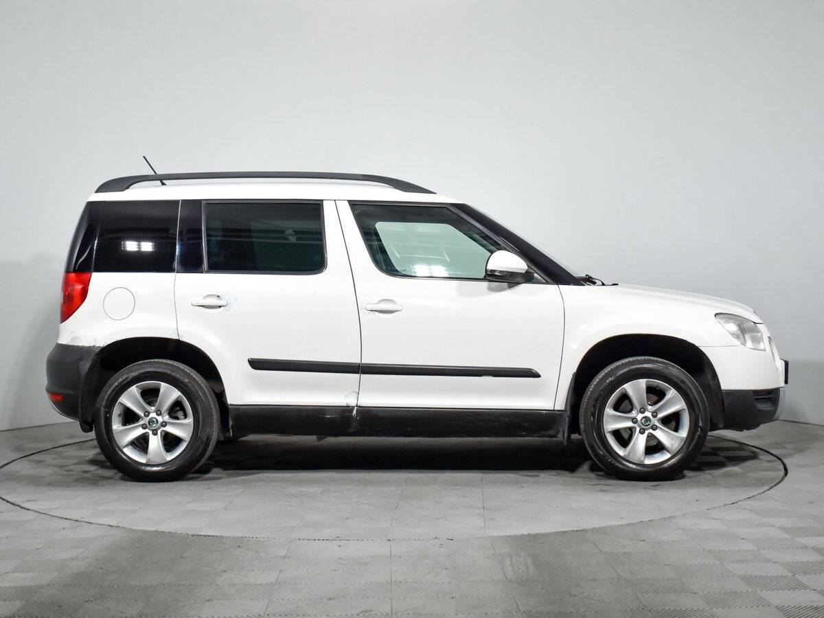 Купить Skoda Yeti с пробегом. Фото: #3