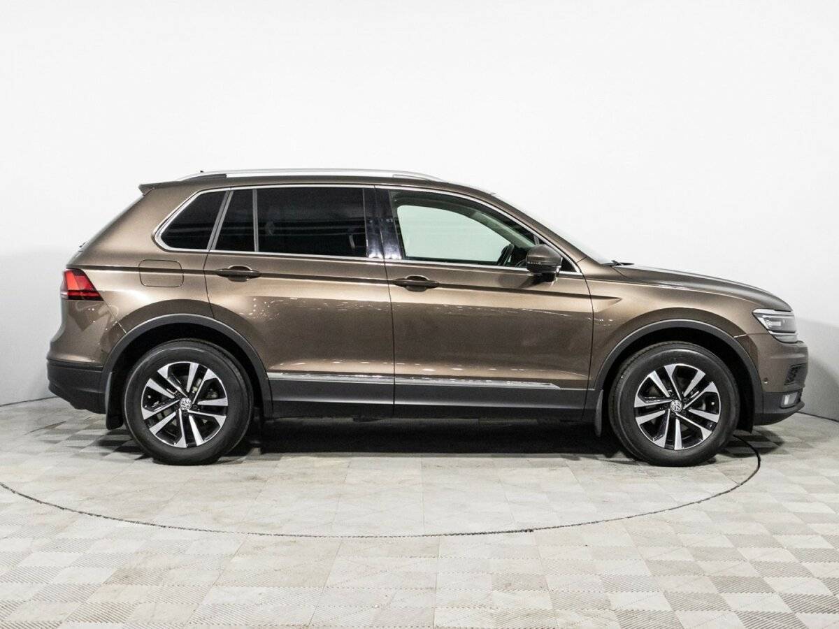 Купить Volkswagen Tiguan с пробегом. Фото: #3