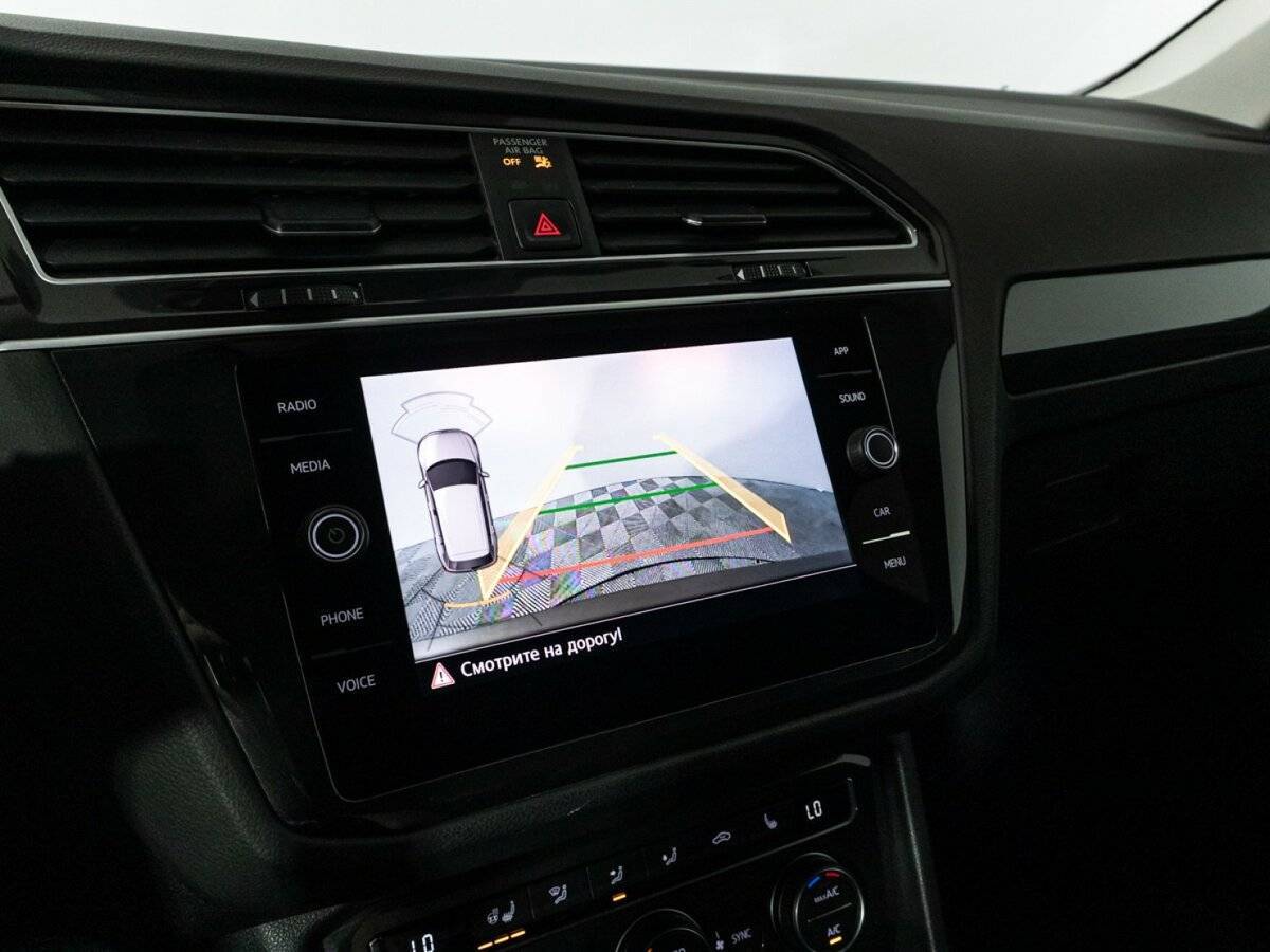 Купить Volkswagen Tiguan с пробегом. Фото: #16