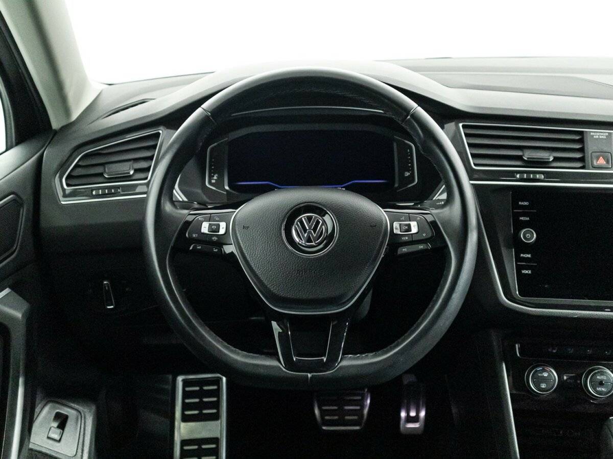 Купить Volkswagen Tiguan с пробегом. Фото: #19