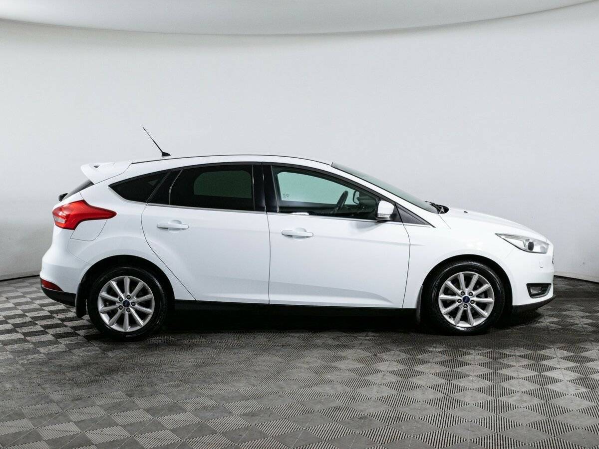 Купить Ford Focus с пробегом. Фото: #3