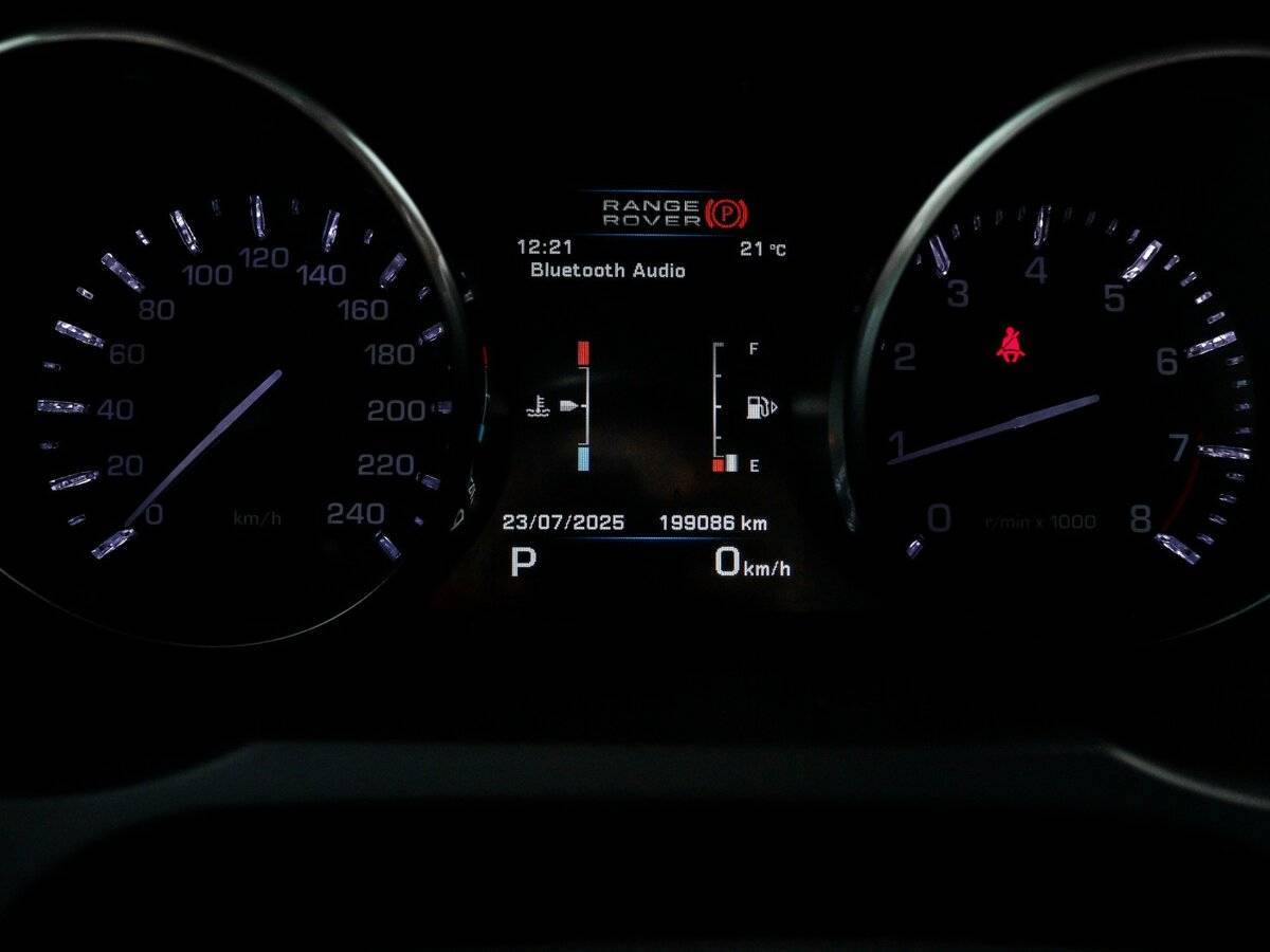 Купить Land Rover Range Rover Evoque с пробегом. Фото: #10