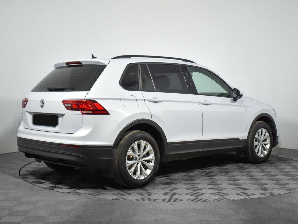 Купить Volkswagen Tiguan с пробегом. Фото: #4