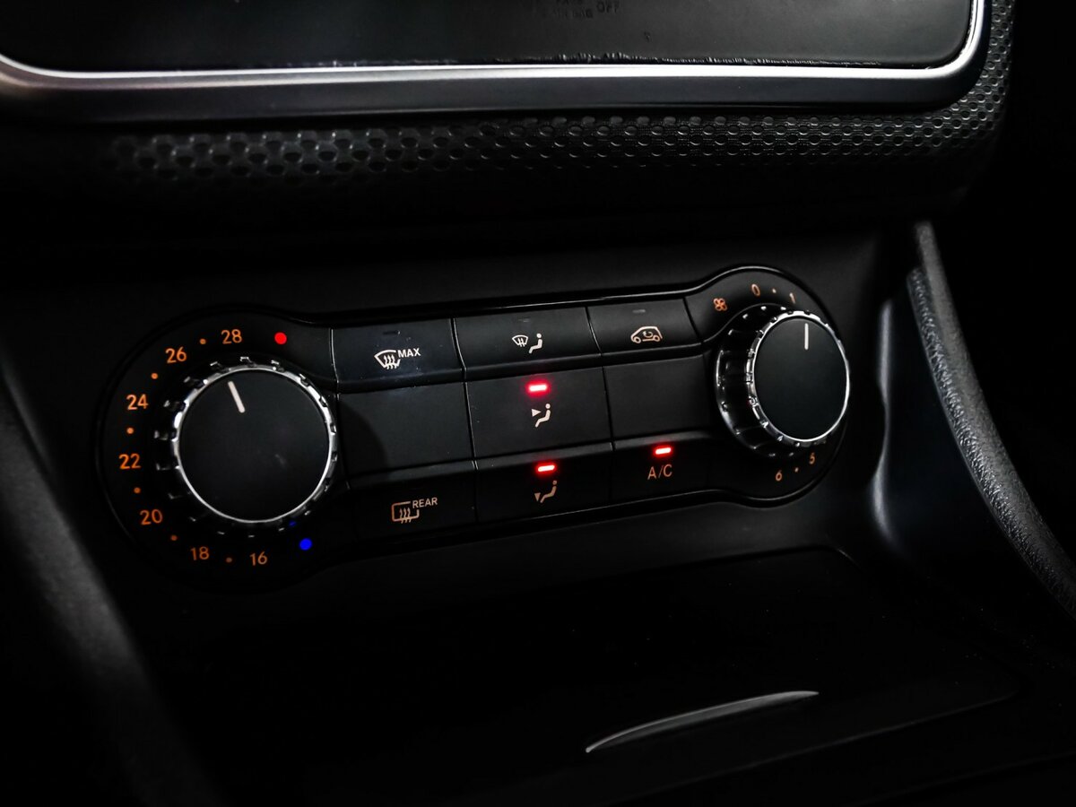 Купить Mercedes-Benz A-Класс с пробегом. Фото: #13