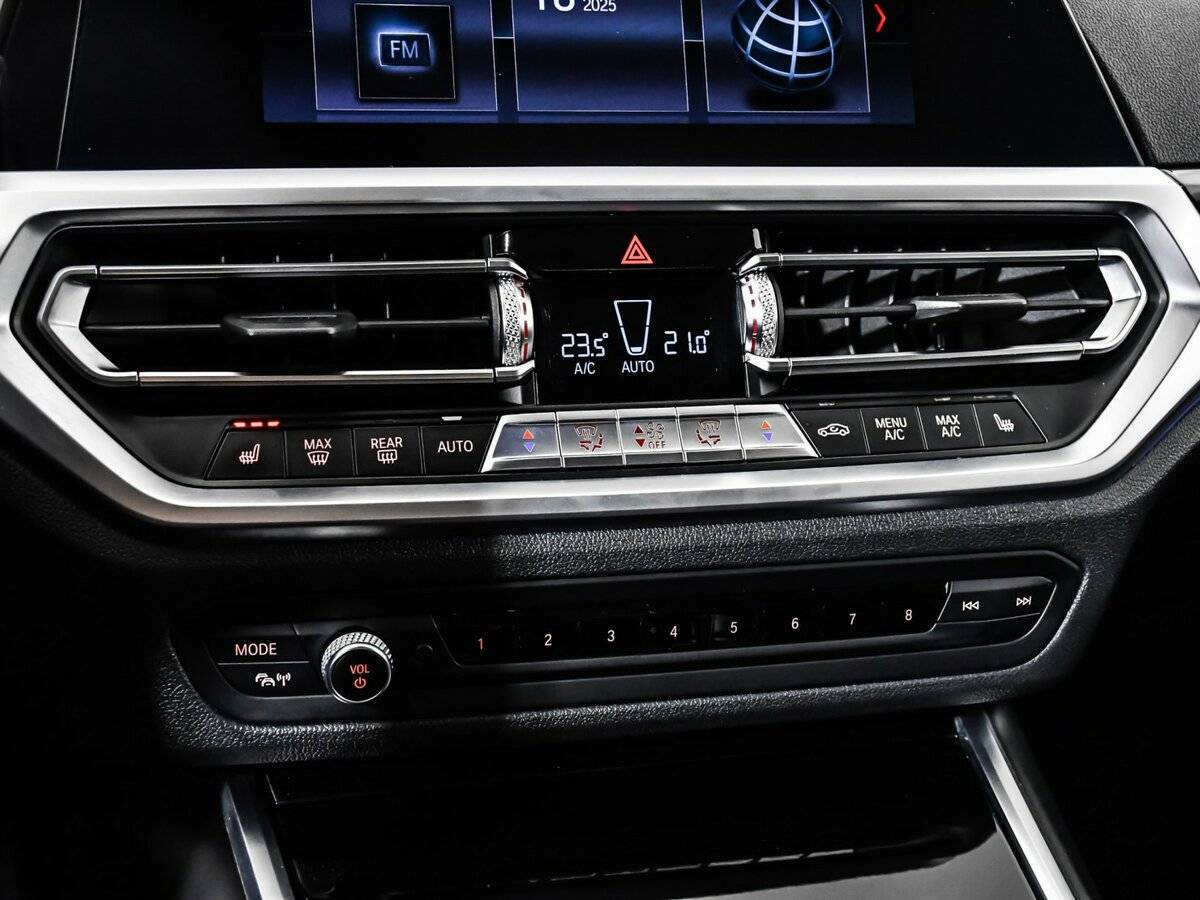 Купить BMW 3 серии с пробегом. Фото: #12