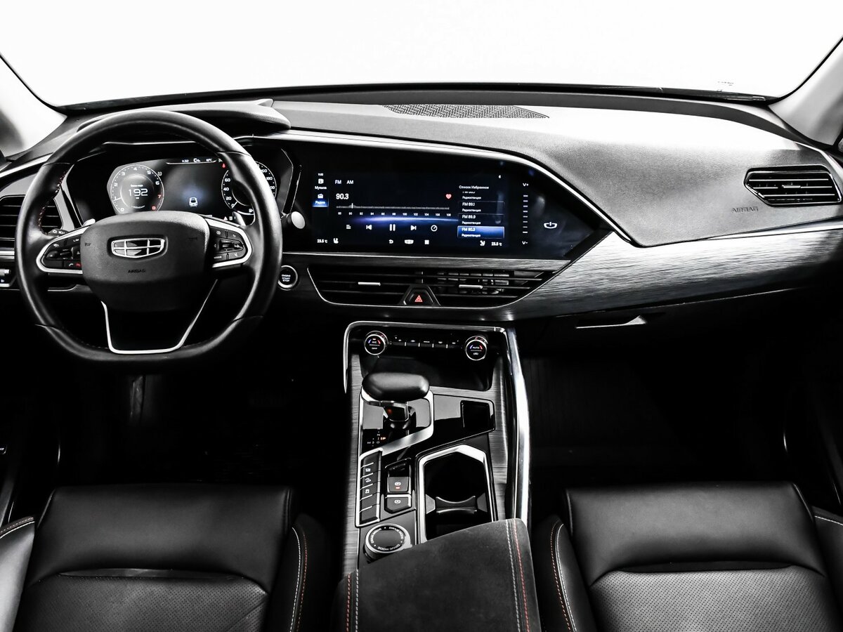 Купить Geely Tugella с пробегом. Фото: #8