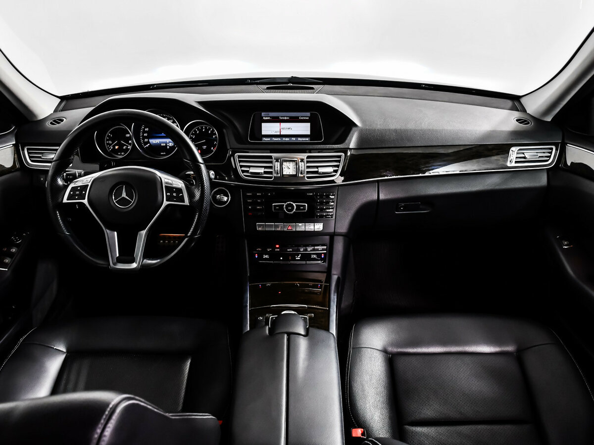 Купить Mercedes-Benz E-Класс с пробегом. Фото: #10