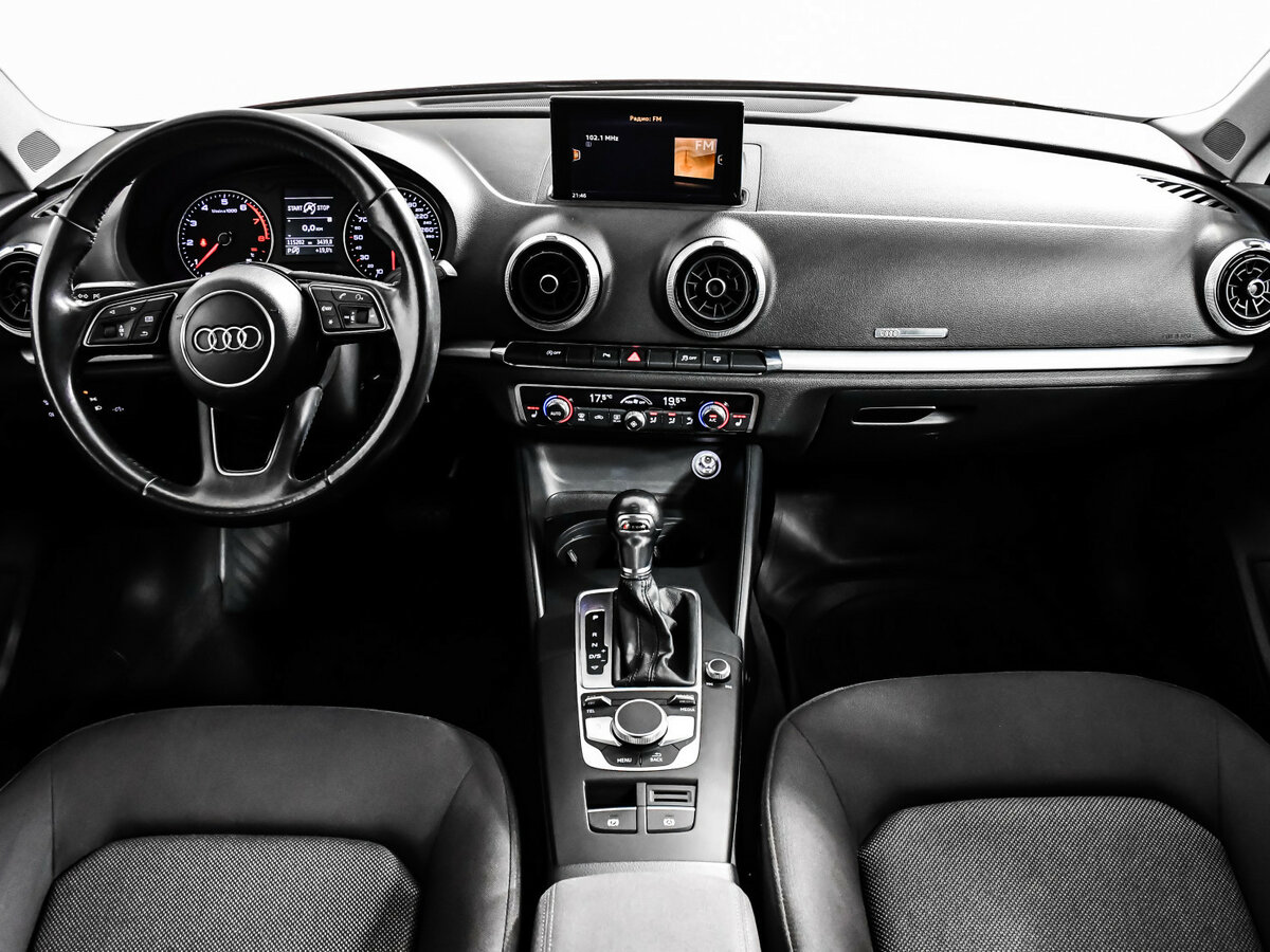 Купить Audi A3 с пробегом. Фото: #9
