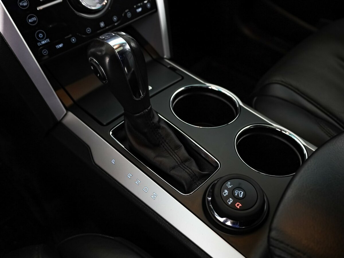 Купить Ford Explorer с пробегом. Фото: #19