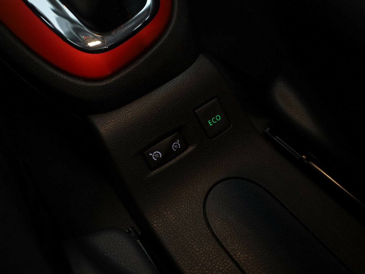 Купить Renault Kaptur с пробегом. Фото: #23