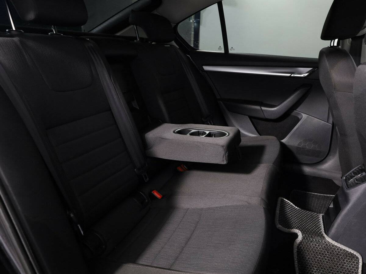 Купить Skoda Octavia с пробегом. Фото: #13