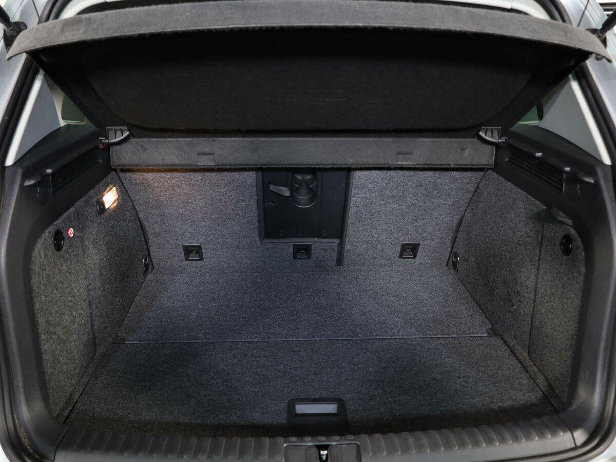 Купить Volkswagen Tiguan с пробегом. Фото: #18