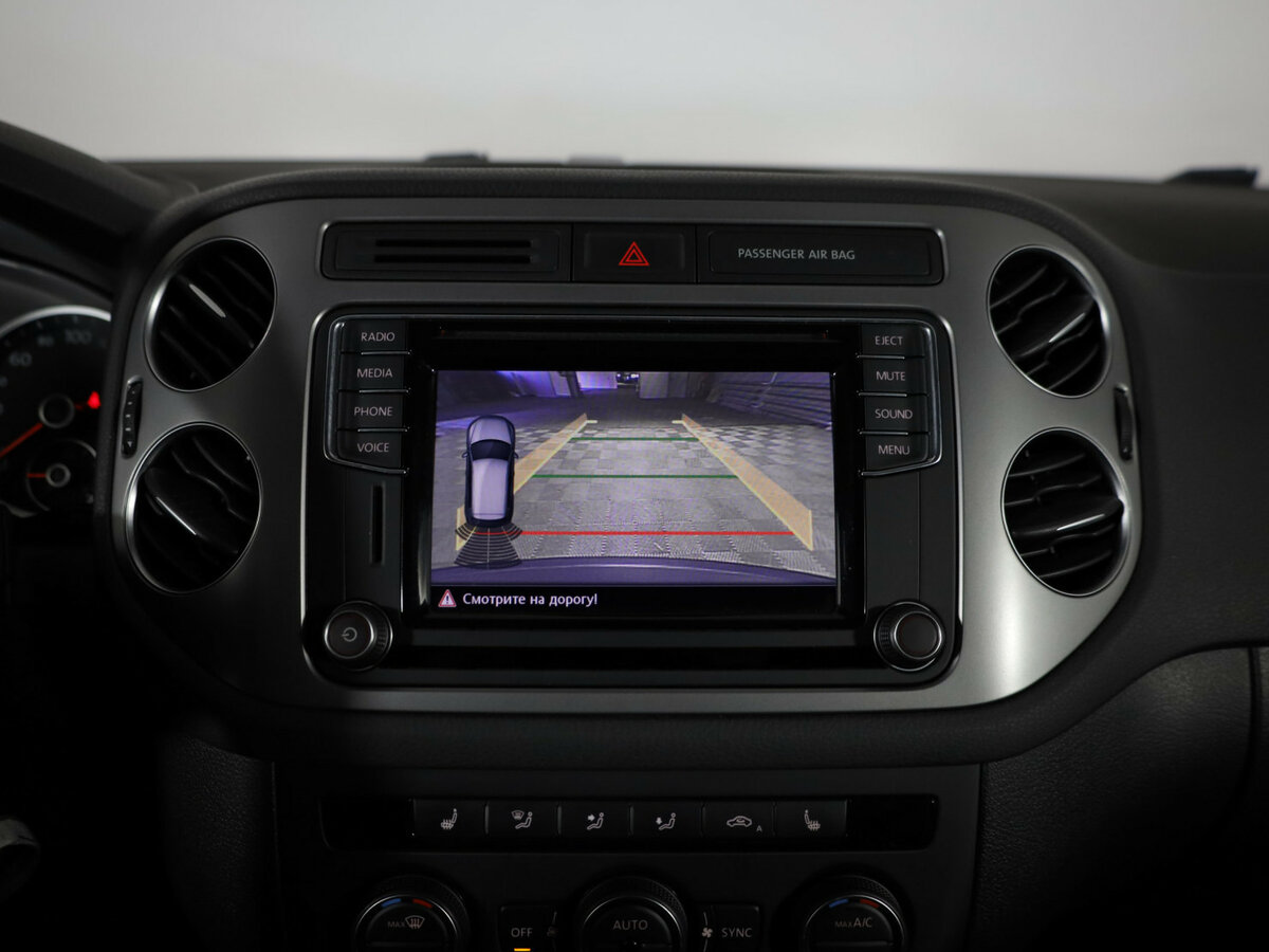 Купить Volkswagen Tiguan с пробегом. Фото: #20