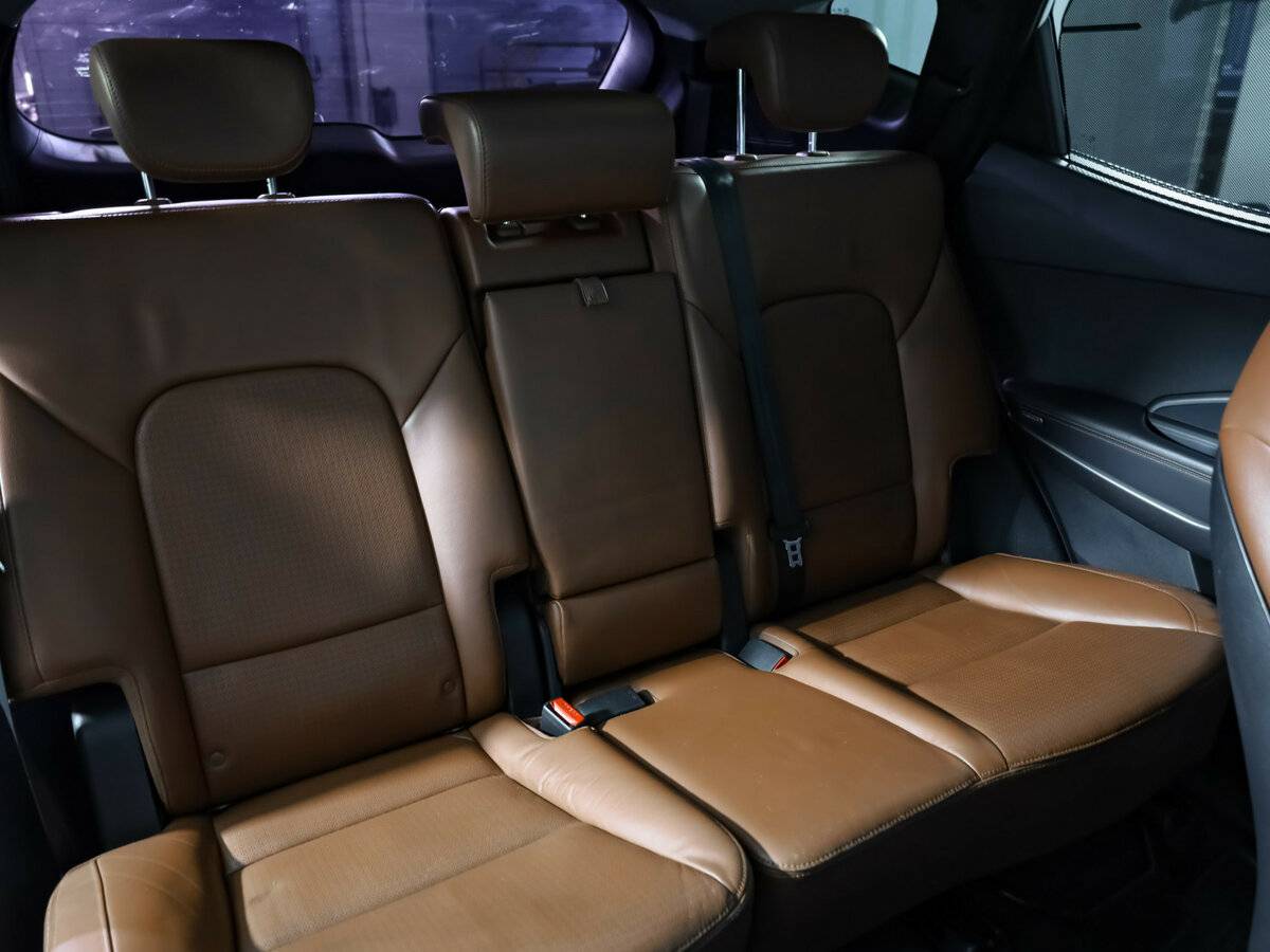 Купить Hyundai Santa Fe с пробегом. Фото: #29