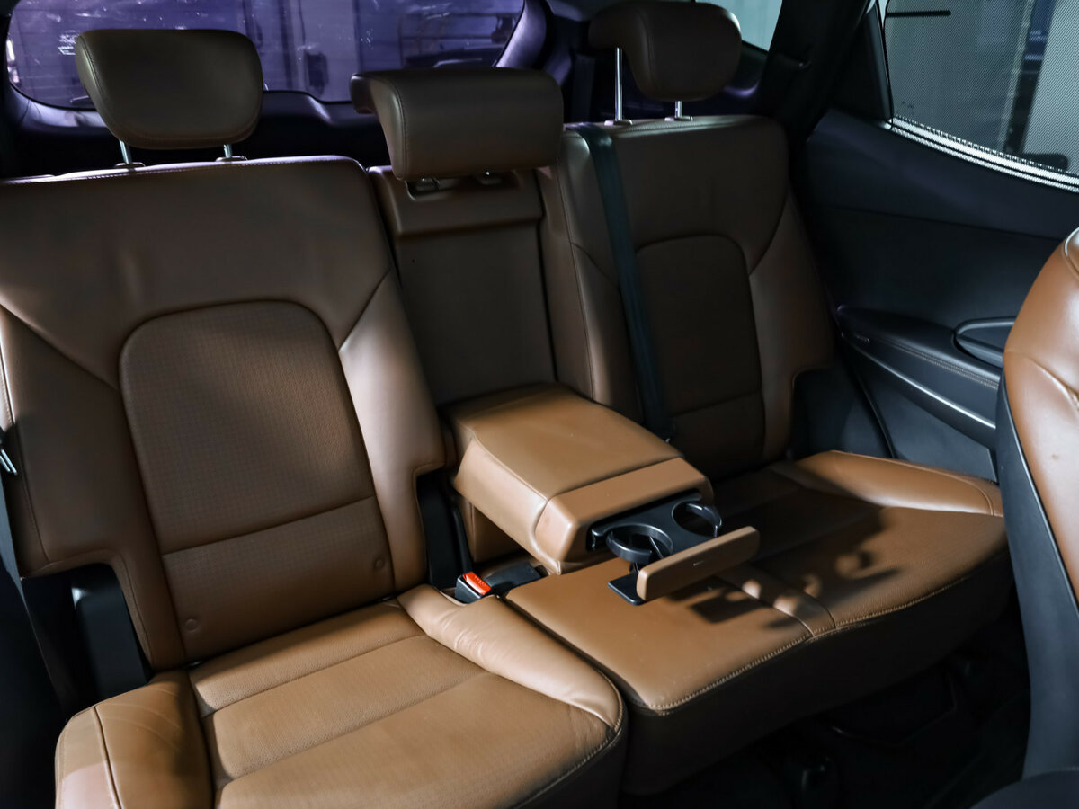 Купить Hyundai Santa Fe с пробегом. Фото: #30