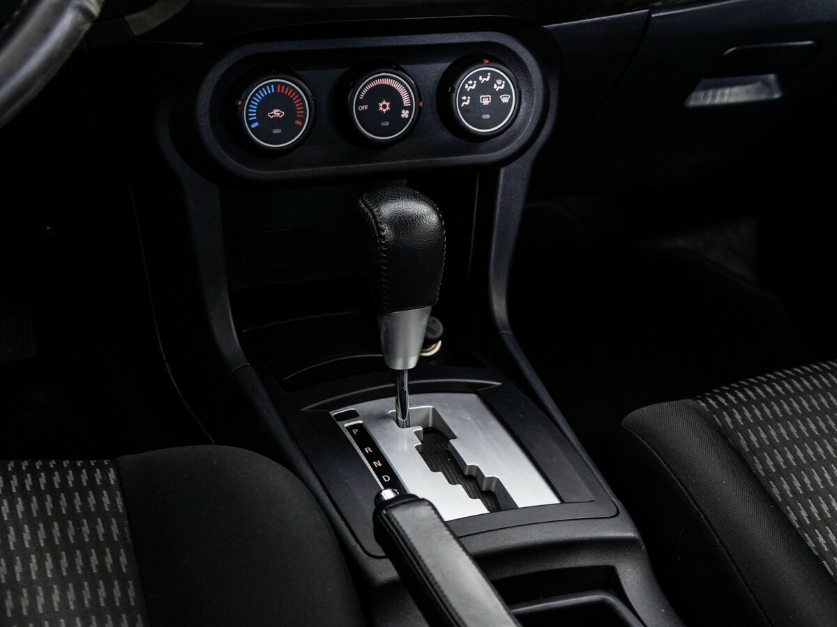 Купить Mitsubishi Lancer с пробегом. Фото: #8