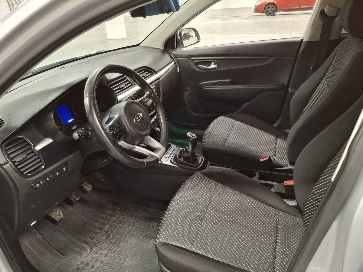 Купить Kia Rio с пробегом. Фото: #14