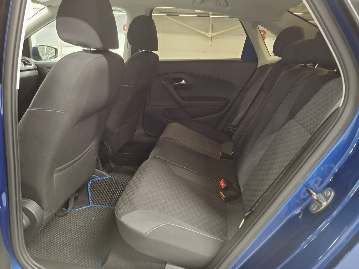 Купить Volkswagen Polo с пробегом. Фото: #11