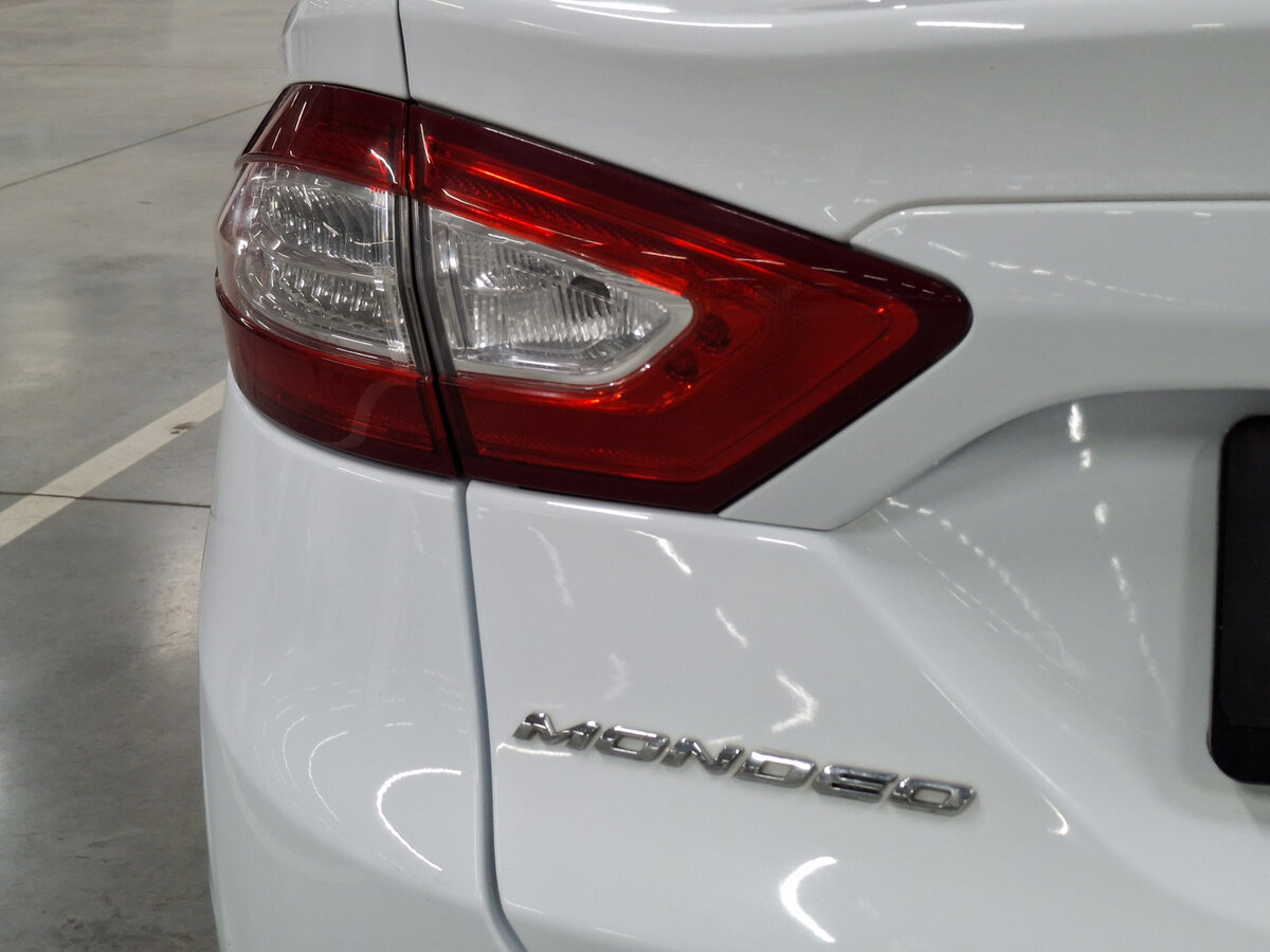 Купить Ford Mondeo с пробегом. Фото: #8