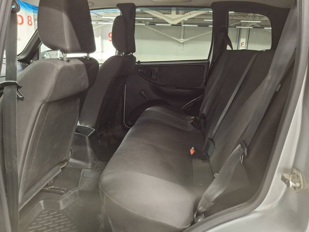 Купить Chevrolet Niva с пробегом. Фото: #11